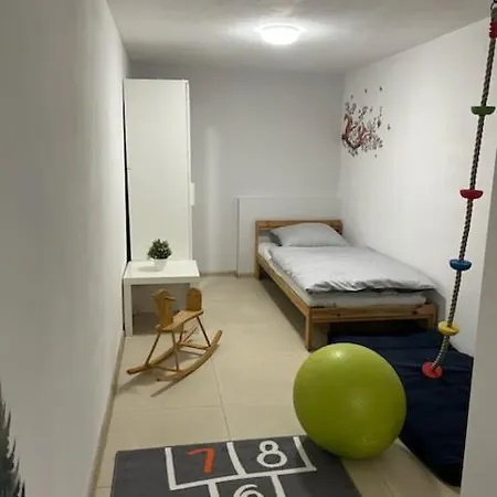 Gorska Kryjowka Apartment *